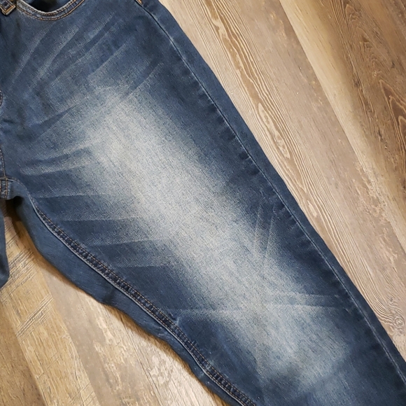 Blue Jean's crop - Picture 11 of 12